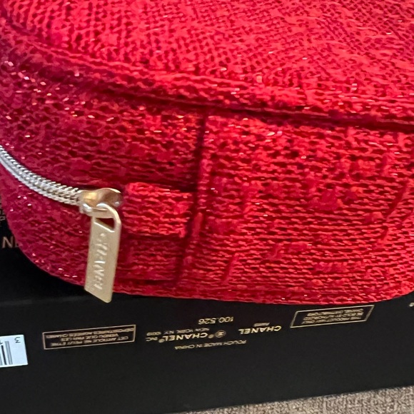 Chanel 2021 Red Beauty Bag - Picture 8 of 16